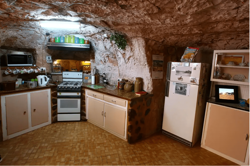 Underground Kitchen 